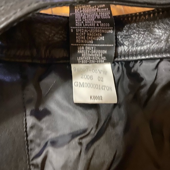 Harley Davidson Womens Leather Chaps Sz XL White Embroidery on Leg EC - Picture 7 of 9